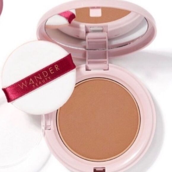 Wander Beauty Other - Wander Beauty Wanderlust Powder Foundation shade Rich-rich tan with warm golden